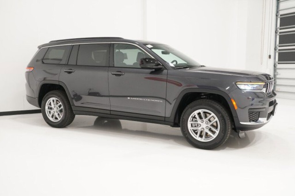 New 2025 Jeep Grand Cherokee L LAREDO 4X2 Sport Utility