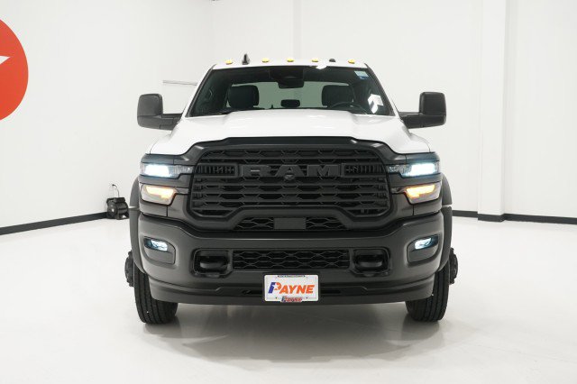 2026 Ram 5500 Tradesman photo 2