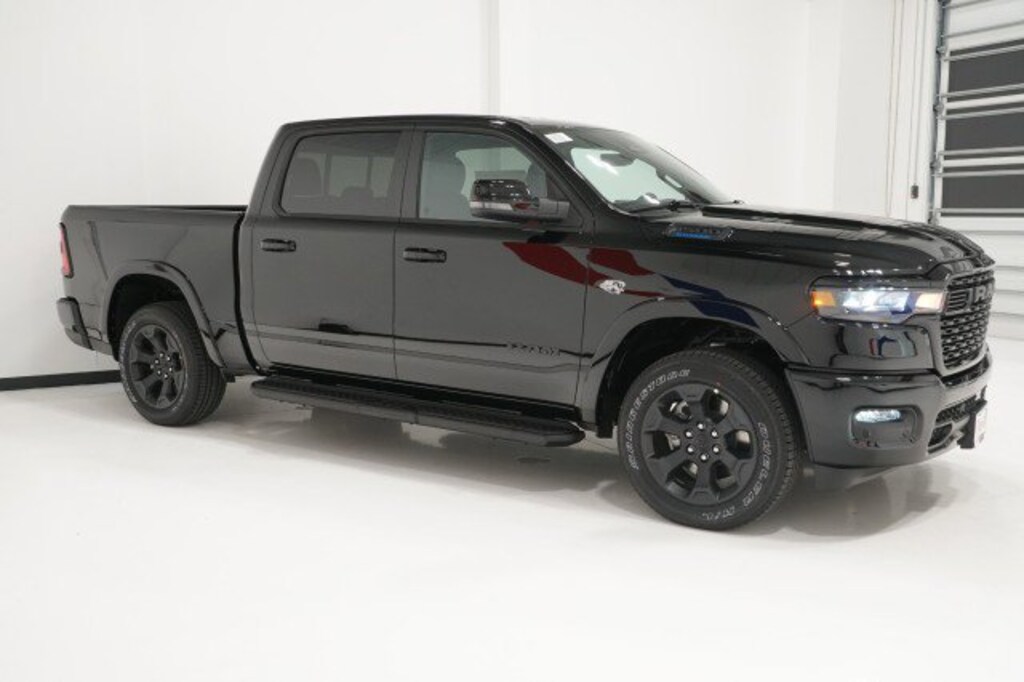 New 2026 Ram 1500 LONE STAR CREW CAB 4X4 5'7 BOX Pickup