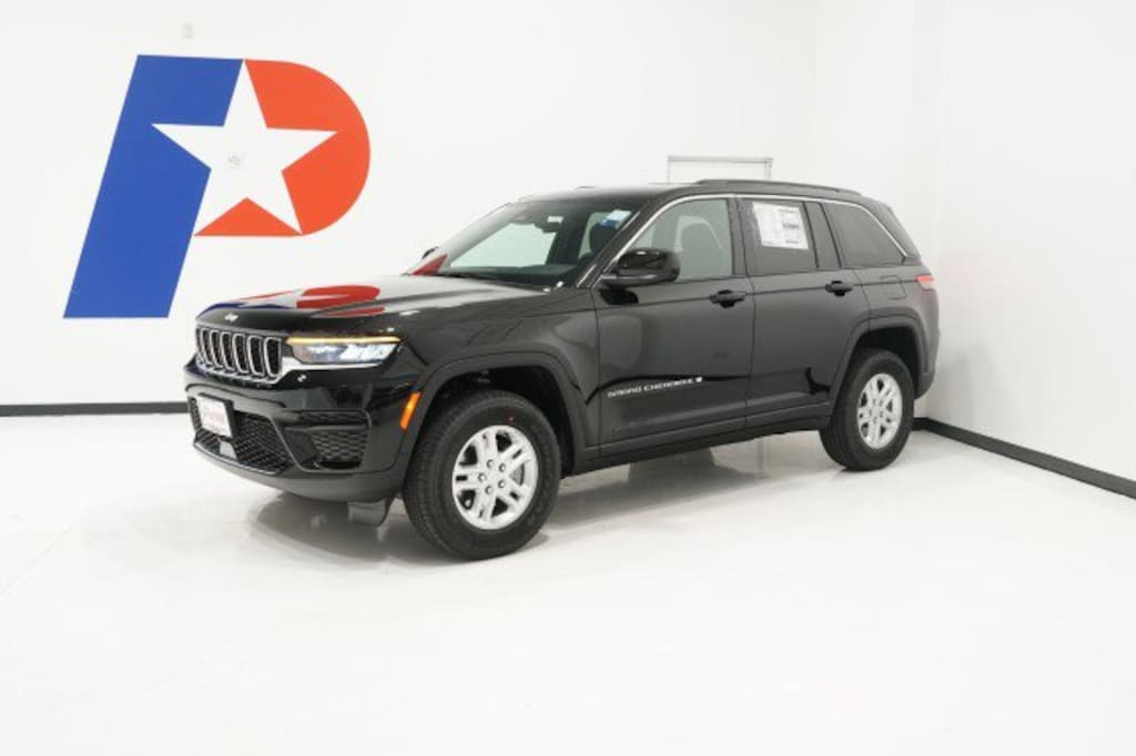 New 2025 Jeep Grand Cherokee LAREDO 4X2 Sport Utility