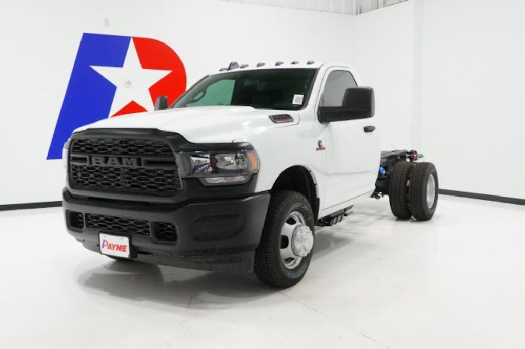 New 2024 Ram 3500 Chassis Cab 3500 TRADESMAN CHASSIS REGULAR CAB 4X4 60' CA Pickup