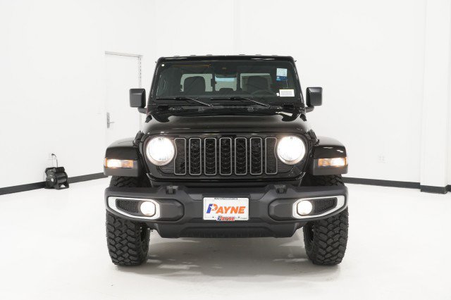 2025 Jeep Gladiator Sport photo 2