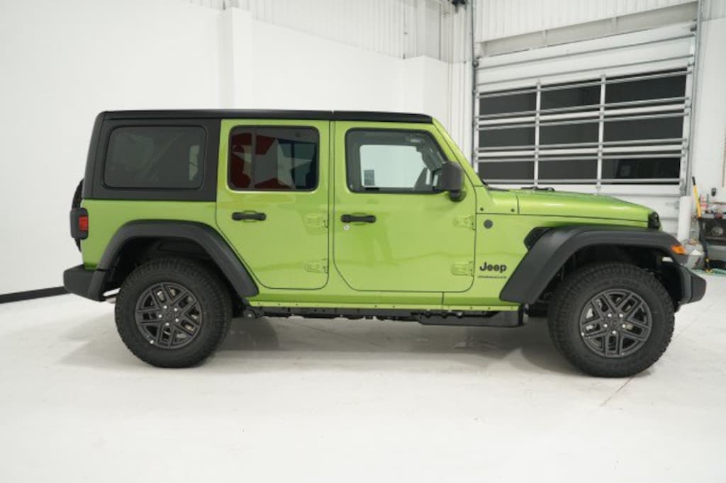 New 2026 Jeep Wrangler 4-DOOR SPORT S Sport Utility
