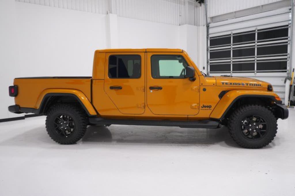 New 2026 Jeep Gladiator TEXAS TRAIL 4X4 Pickup