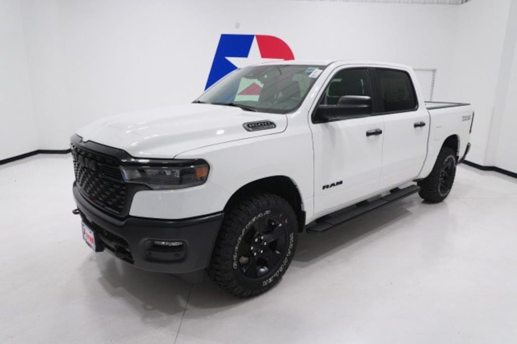 New 2026 Ram 1500 WARLOCK CREW CAB 4X4 5'7 BOX Pickup