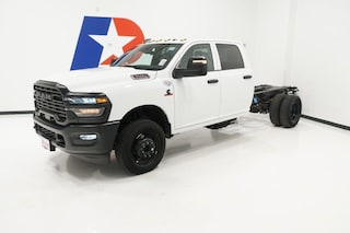 2026 Ram 3500 Chassis Cab TRADESMAN CREW   4X4 60' CA Pickup