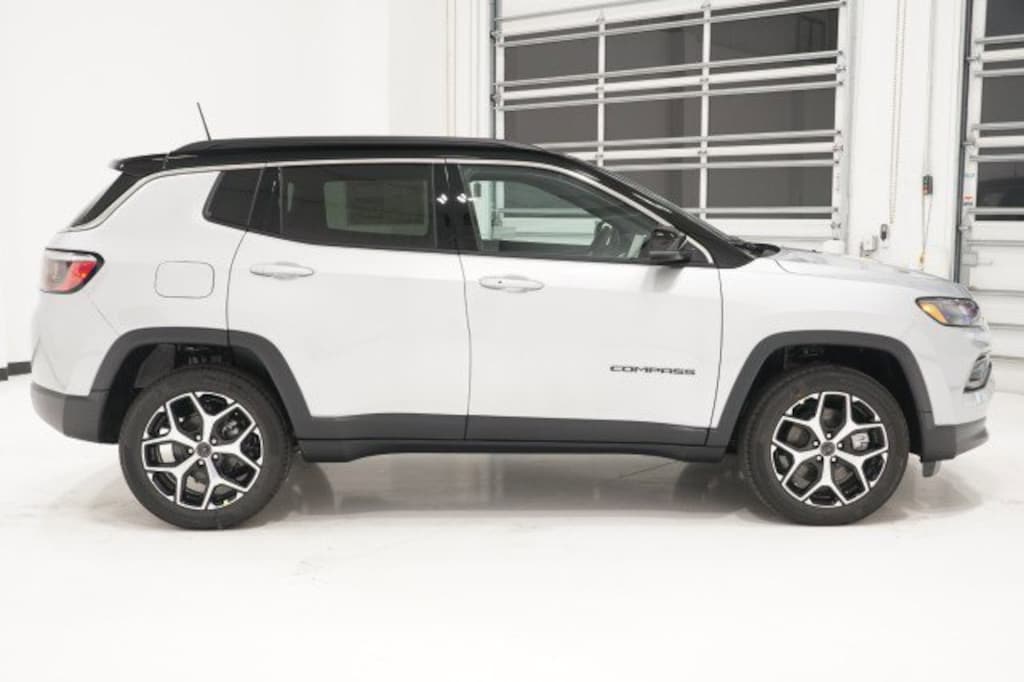 New 2026 Jeep Compass LIMITED 4X4 Sport Utility