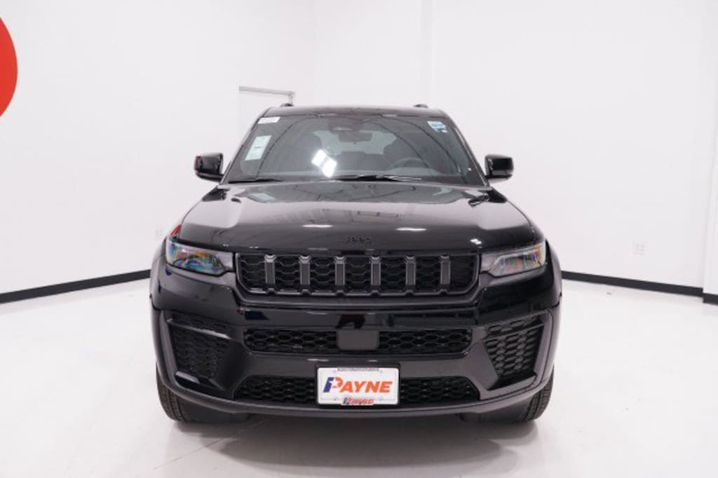 New 2027 Jeep Grand Cherokee Laredo Altitude Sport Utility