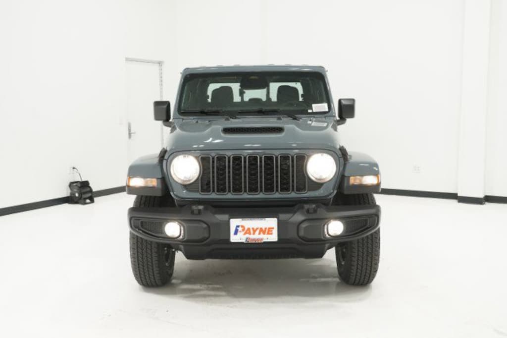 New 2026 Jeep Gladiator SPORT S 4X4 Pickup