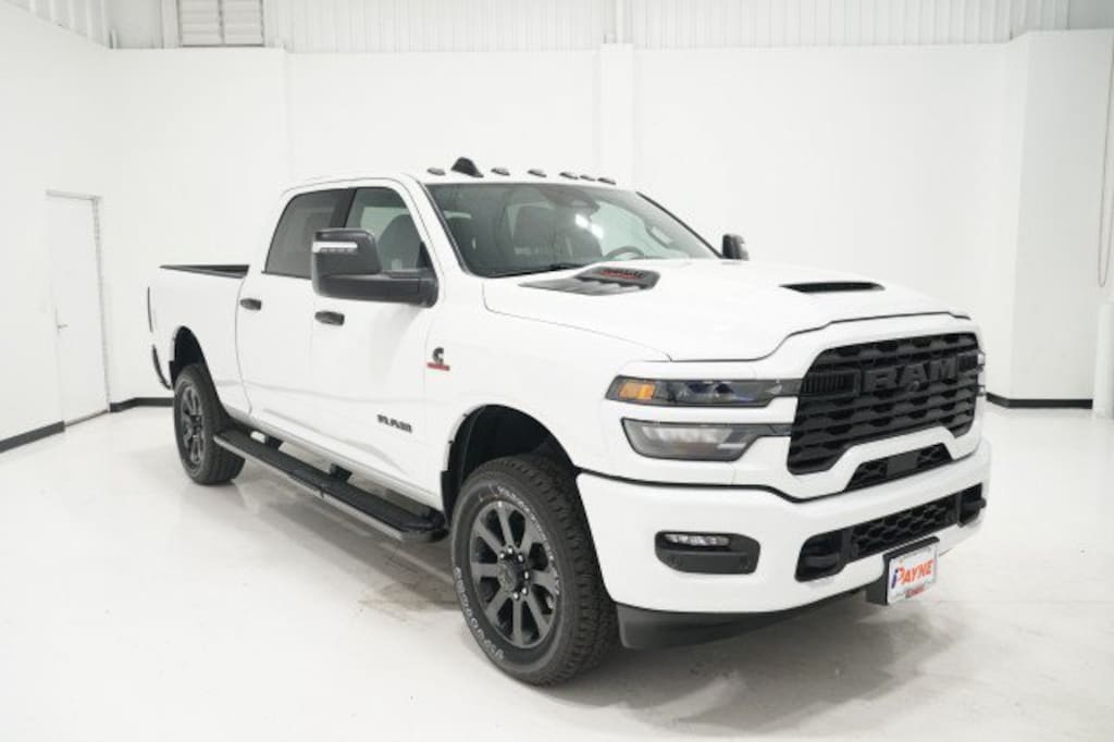 New 2026 Ram 2500 LONE STAR CREW CAB 4X4 6'4 BOX Pickup
