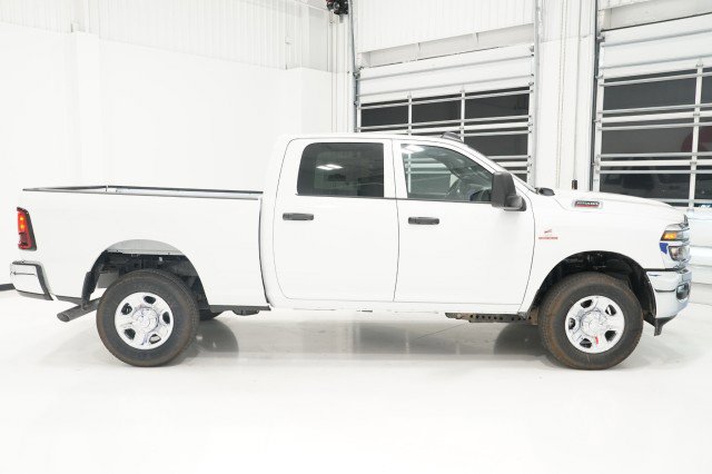 2026 Ram 2500 Tradesman photo 4