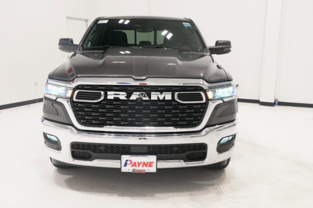 New 2026 Ram 1500 LONE STAR CREW CAB 4X2 5'7 BOX Pickup