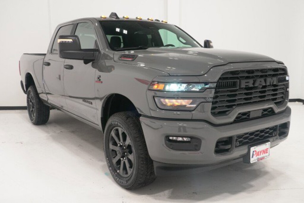New 2026 Ram 2500 LONE STAR CREW CAB 4X4 6'4 BOX Pickup