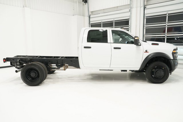 2026 Ram 5500 Tradesman photo 4