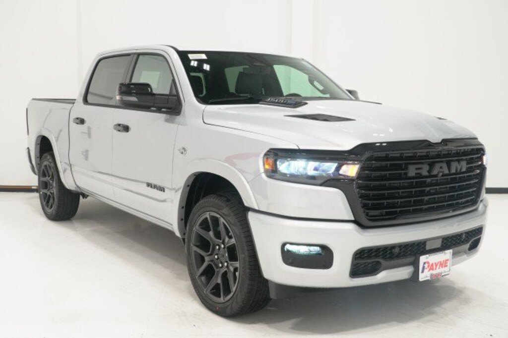 New 2026 Ram 1500 LARAMIE CREW CAB 4X4 5'7 BOX Pickup