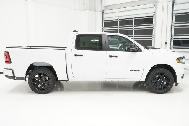 2026 Ram 1500 Laramie photo 4