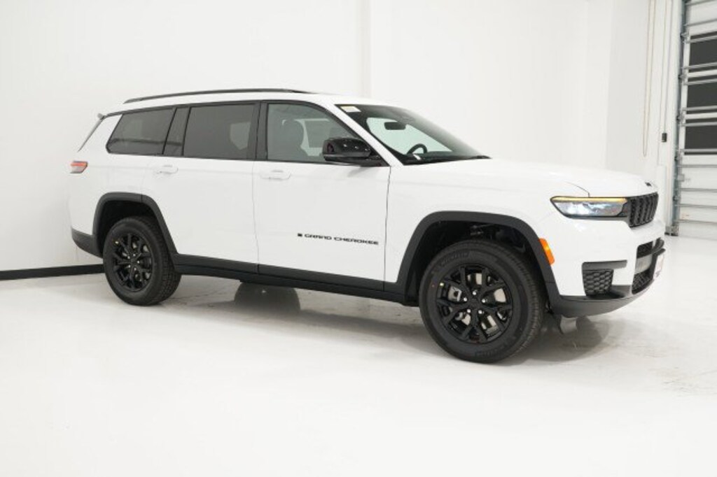 New 2025 Jeep Grand Cherokee L ALTITUDE X 4X2 Sport Utility
