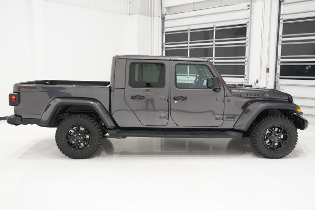 2025 Jeep Gladiator Texas Trail photo 4