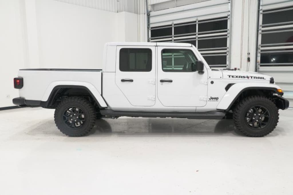 New 2026 Jeep Gladiator TEXAS TRAIL 4X4 Pickup