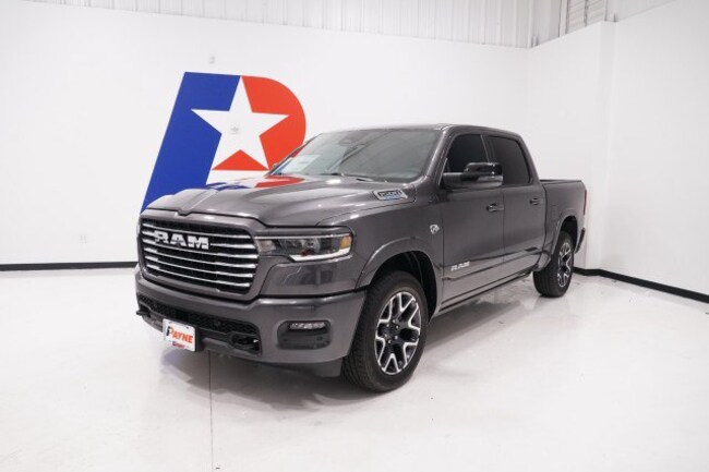 2026 Ram 1500 LARAMIE CREW CAB 4X4 5'7 BOX Pickup