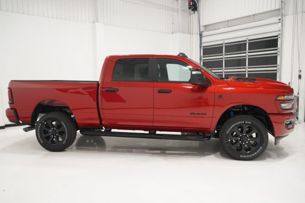 New 2026 Ram 2500 LONE STAR CREW CAB 4X4 6'4 BOX Pickup