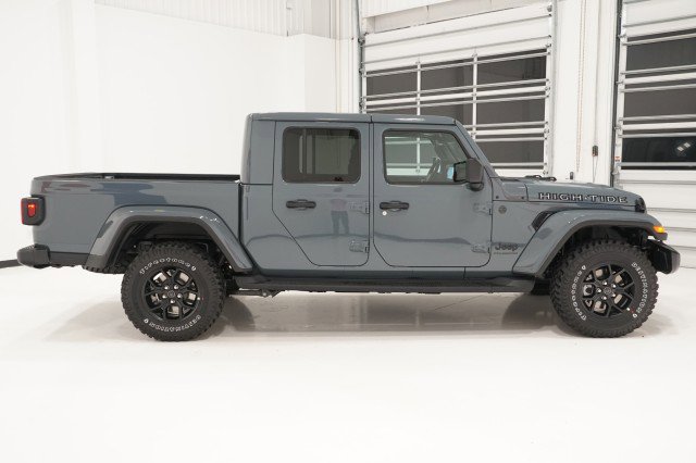2025 Jeep Gladiator Sport photo 4
