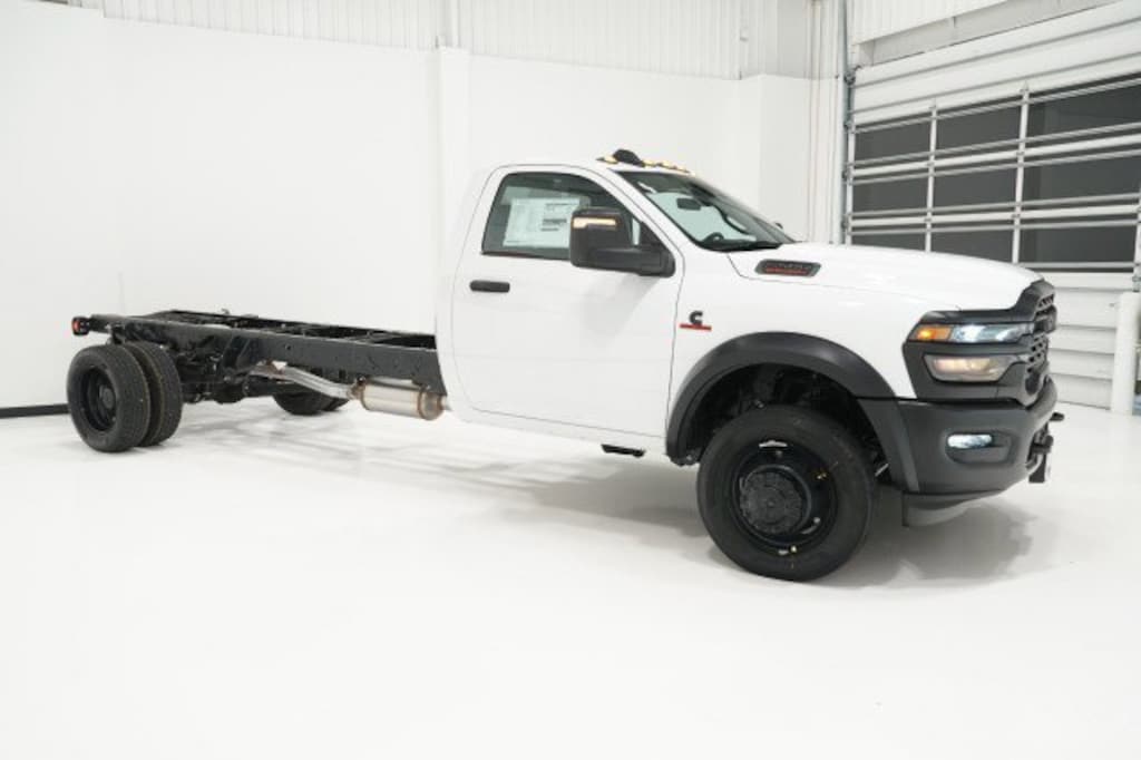 New 2026 Ram 5500 Chassis Cab 5500 TRADESMAN CHASSIS REGULAR CAB 4X4 120' CA Pickup
