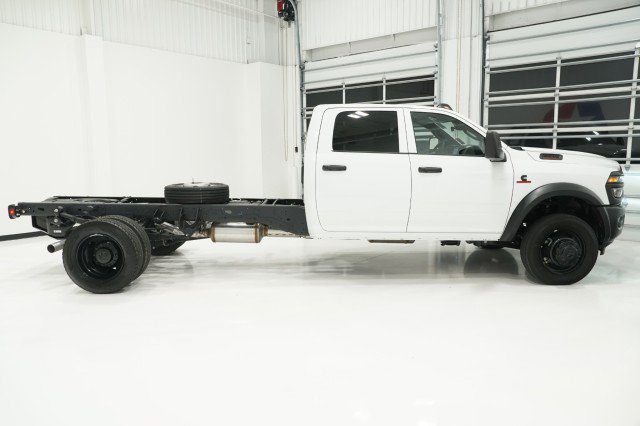 2026 Ram 5500 Tradesman photo 3
