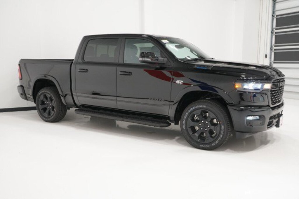 New 2026 Ram 1500 LONE STAR CREW CAB 4X4 5'7 BOX Pickup