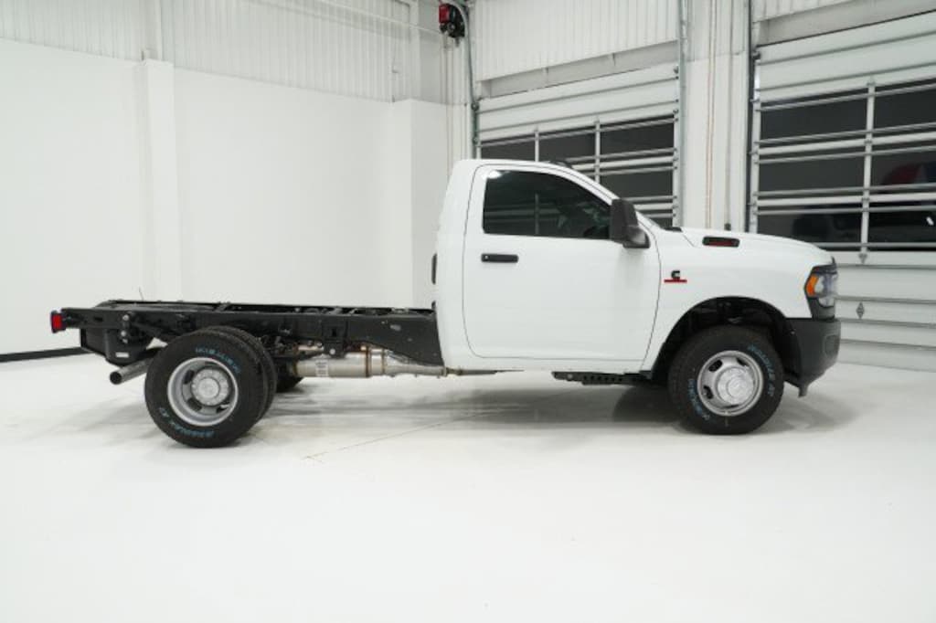 New 2024 Ram 3500 Chassis Cab 3500 TRADESMAN CHASSIS REGULAR CAB 4X4 60' CA Pickup