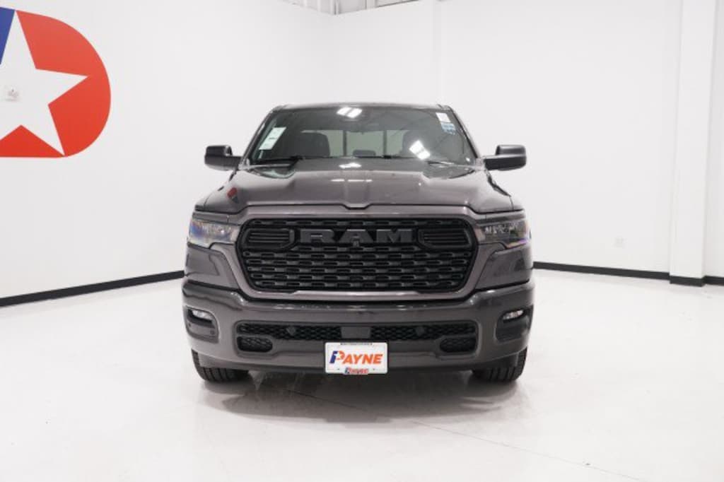 New 2026 Ram 1500 EXPRESS CREW CAB 4X4 5'7 BOX Pickup