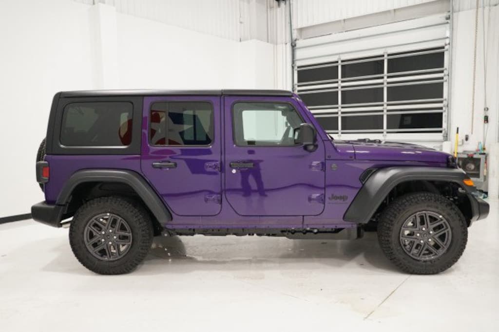 New 2026 Jeep Wrangler 4-DOOR SPORT S Sport Utility