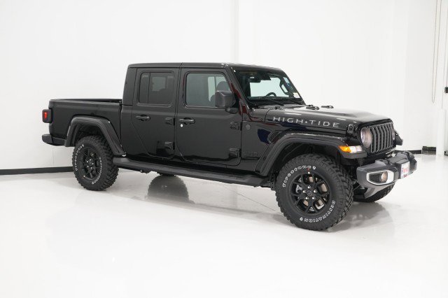 2025 Jeep Gladiator Sport photo 3