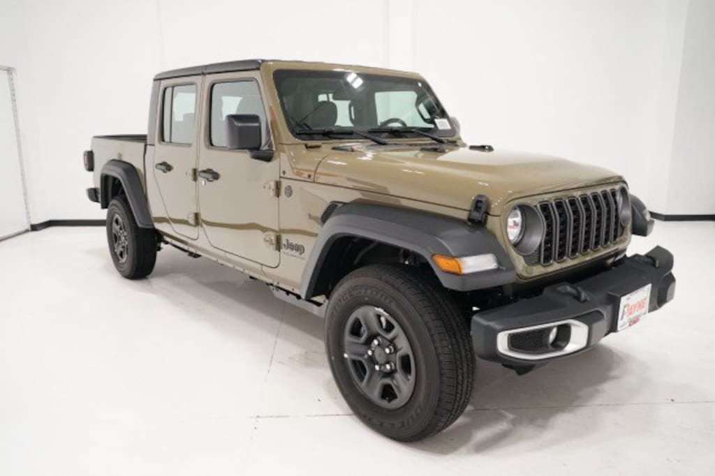 New 2026 Jeep Gladiator SPORT 4X4 Pickup