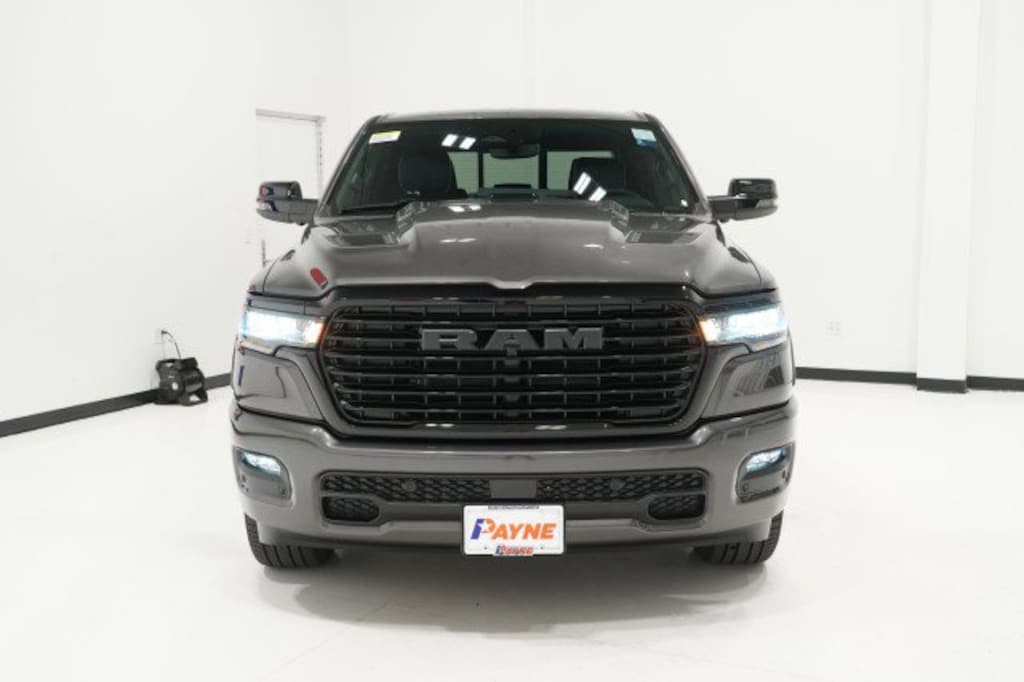 New 2026 Ram 1500 LARAMIE CREW CAB 4X4 5'7 BOX Pickup