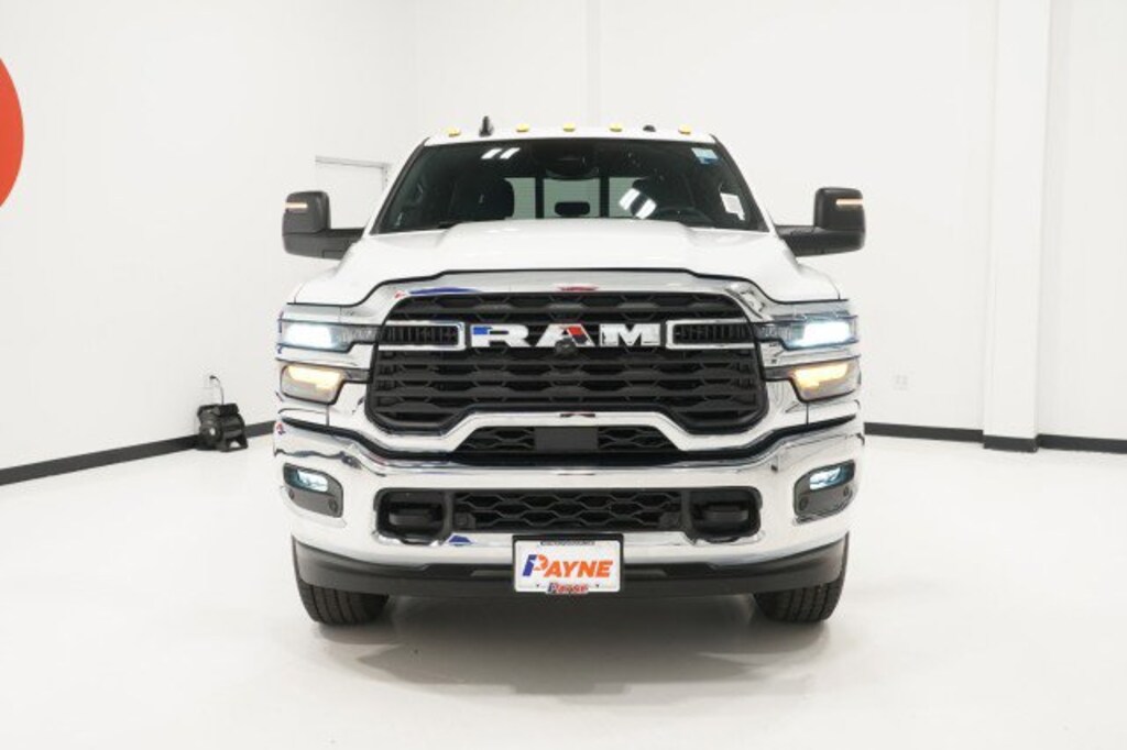 New 2026 Ram 2500 TRADESMAN CREW CAB 4X4 6'4 BOX Pickup