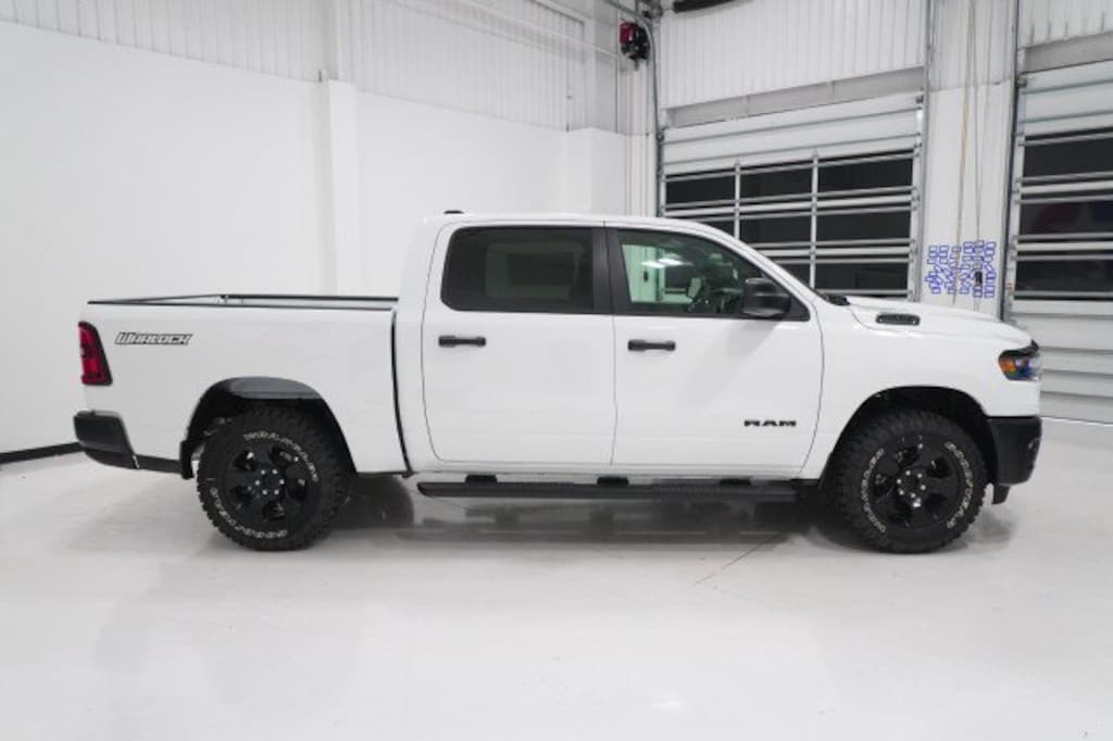 New 2026 Ram 1500 WARLOCK CREW CAB 4X4 5'7 BOX Pickup