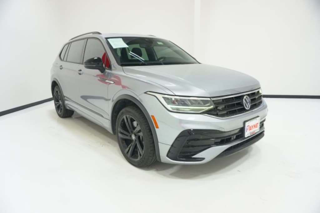 Used 2023 Volkswagen Tiguan SE R-Line Black SUV
