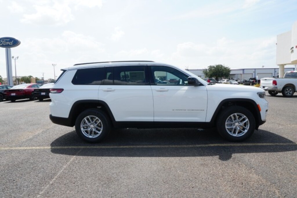 New 2026 Jeep Grand Cherokee L LAREDO X 4X2 Sport Utility