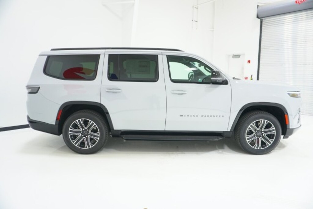 New 2026 Jeep Grand Wagoneer 4X2 Sport Utility
