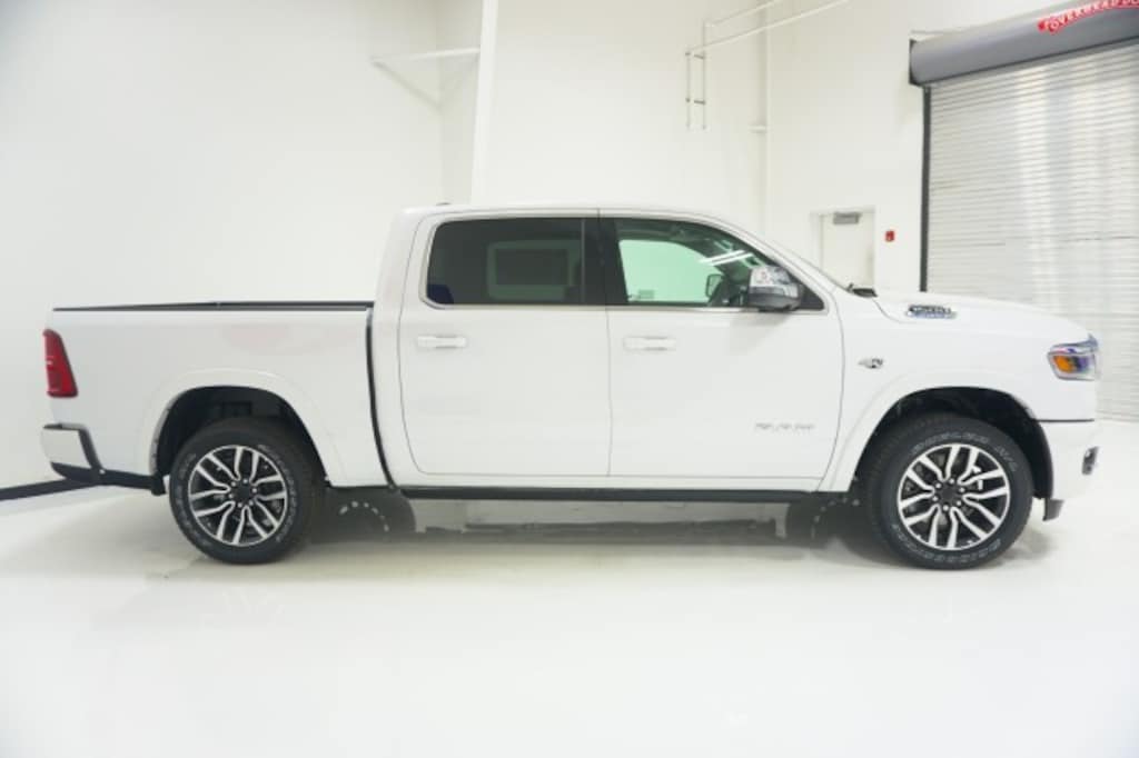 New 2026 Ram 1500 LIMITED LONGHORN CREW CAB 4X4 5'7 BOX Pickup