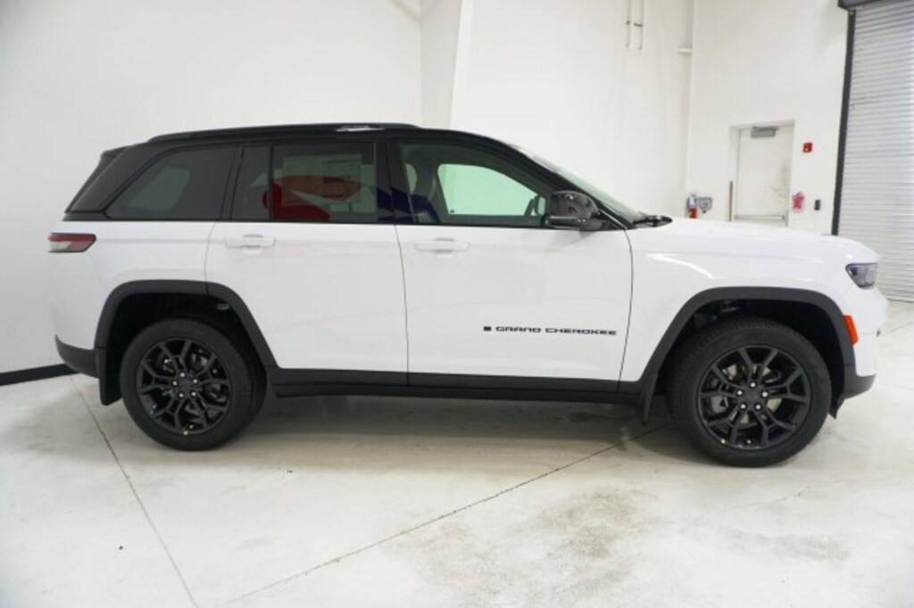 New 2025 Jeep Grand Cherokee LIMITED 4X4 Sport Utility