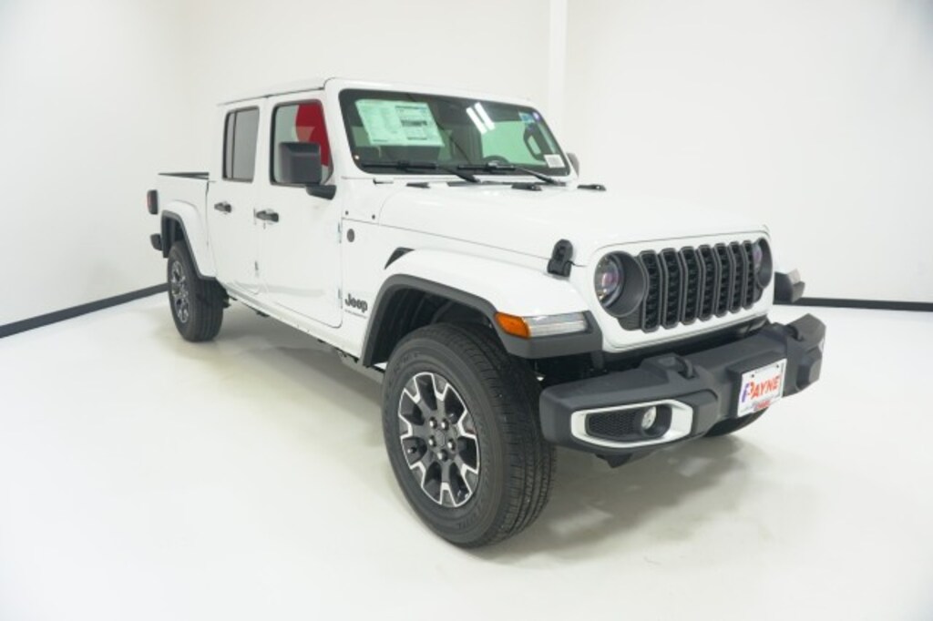 New 2026 Jeep Gladiator SAHARA 4X4 Pickup