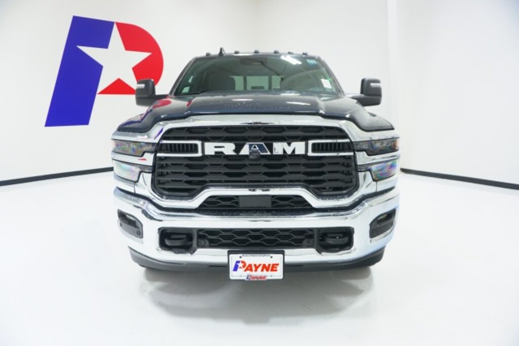New 2026 Ram 3500 LONE STAR CREW CAB 4X4 8' BOX Pickup