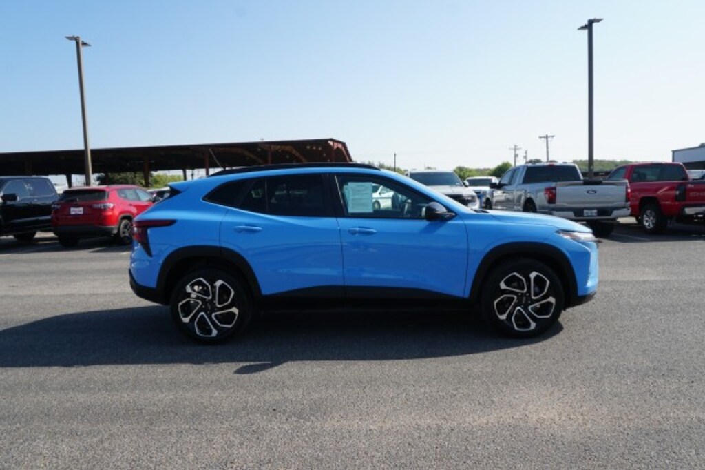 Used 2024 Chevrolet Trax 2RS SUV