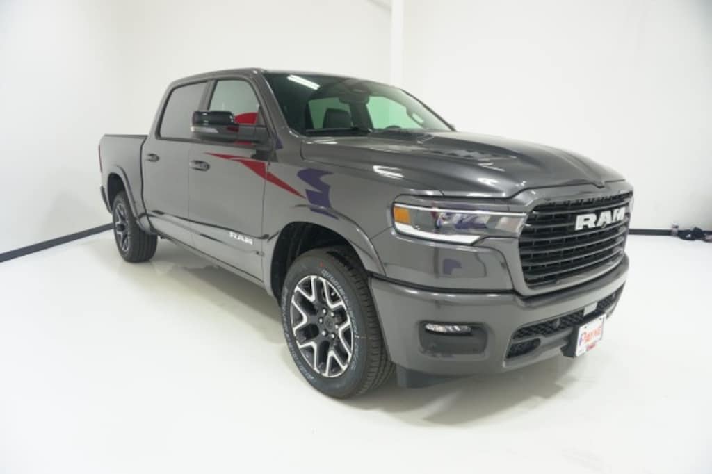 New 2026 Ram 1500 LARAMIE CREW CAB 4X2 5'7 BOX Pickup