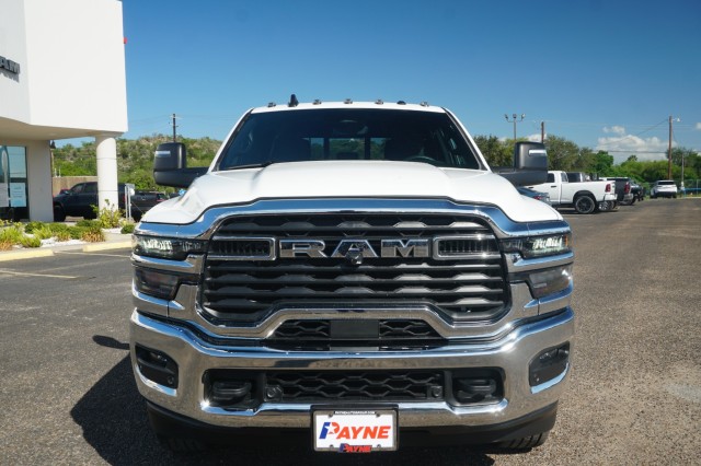 New 2027 Ram 2500 TRADESMAN CREW CAB 4X4 6'4 BOX Pickup