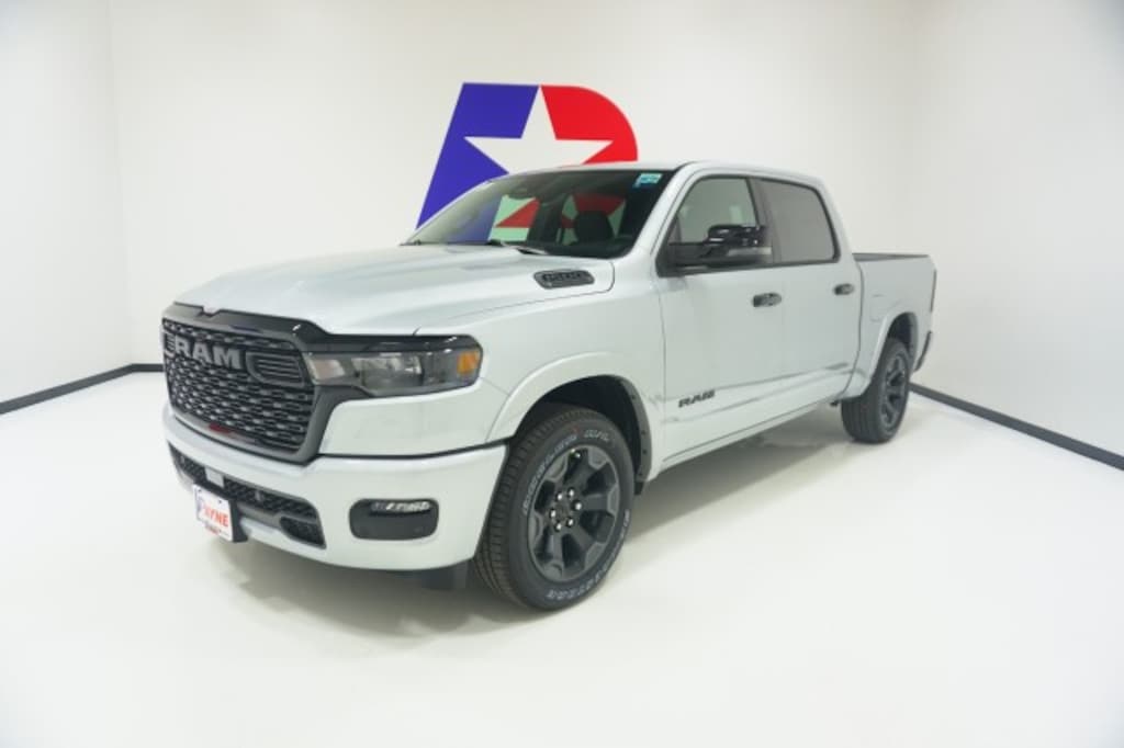 New 2026 Ram 1500 LONE STAR CREW CAB 4X2 5'7 BOX Pickup