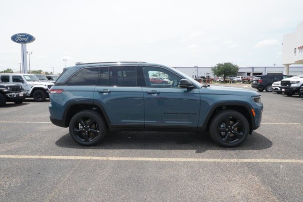 New 2026 Jeep Grand Cherokee LIMITED 4X2 Sport Utility