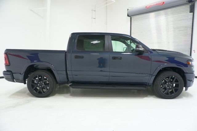 2026 Ram 1500 Laramie photo 4
